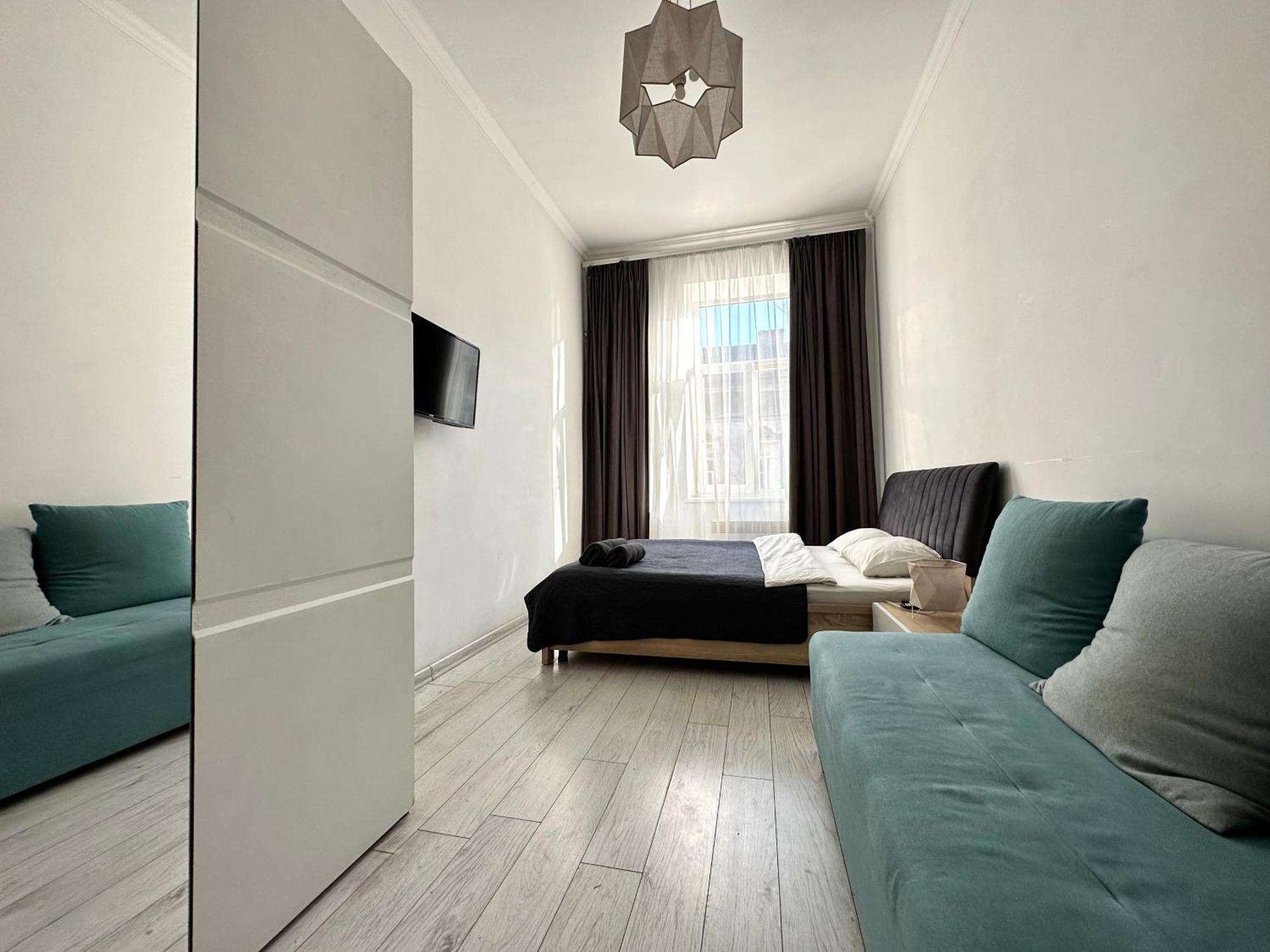 Romantic Apartments-near Opera House 5/8 شقة إلفيف